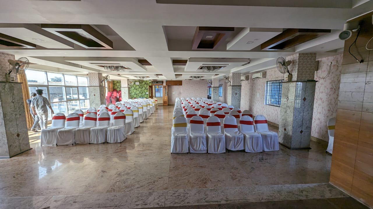 Kanaka Party Hall — Banquet Hall in Peenya, Bangalore (on-site parking, in-house decoration, bar service available, 100–150 guest capacity) — photo 4