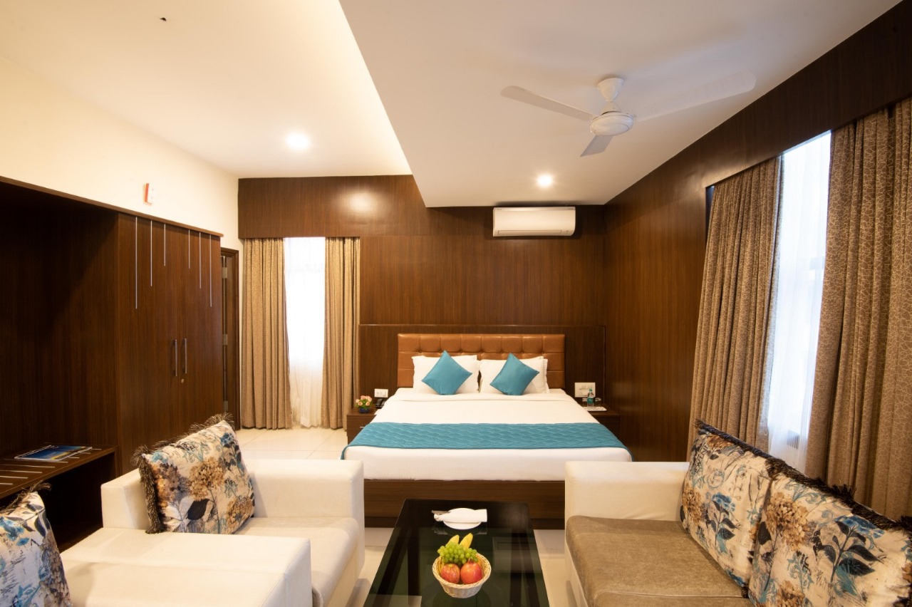 Blue Ocean Residency - Tarunn Party Hall — Banquet Hall in RT Nagar, Bangalore (on-site parking, in-house decoration, bar service available, 125–350 guest capacity) — photo 3