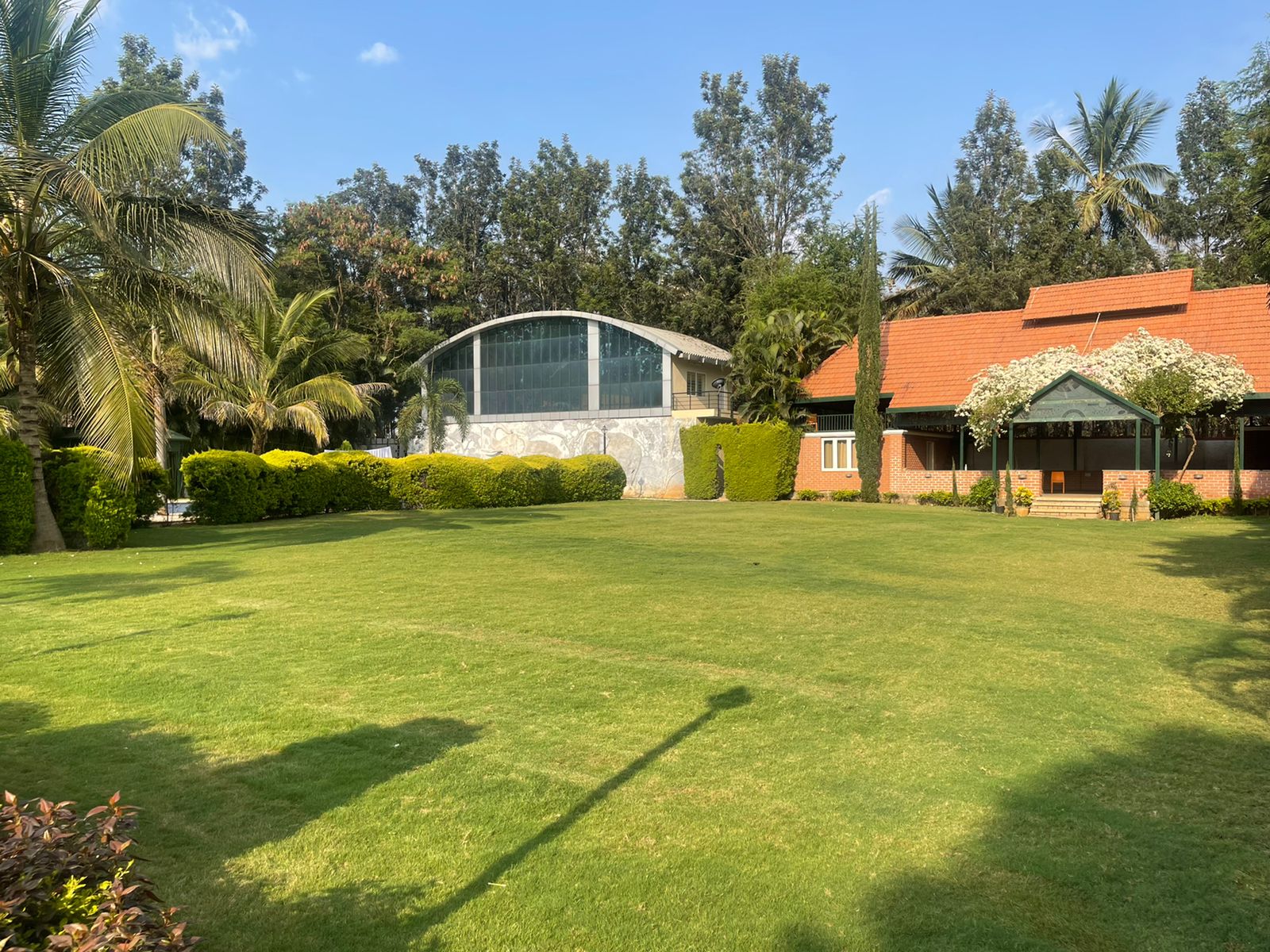 JR Resorts — Banquet Hall in Chandapura, Bangalore (on-site parking, in-house decoration, bar service available, 150–250 guest capacity) — photo 2
