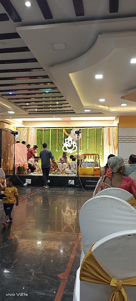 Shrungara Party Hall — Banquet Hall in Konanakunte, Bangalore (on-site parking, in-house decoration, bar service available, 100–175 guest capacity) — photo 2