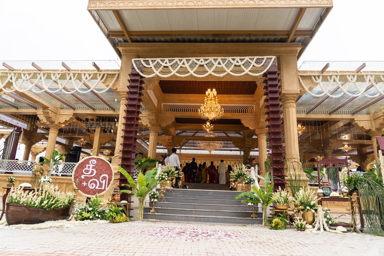 Utsavaa — Banquet Hall in Bommasandra, Bangalore (on-site parking, in-house decoration, DJ permitted, bar service available) — photo 3
