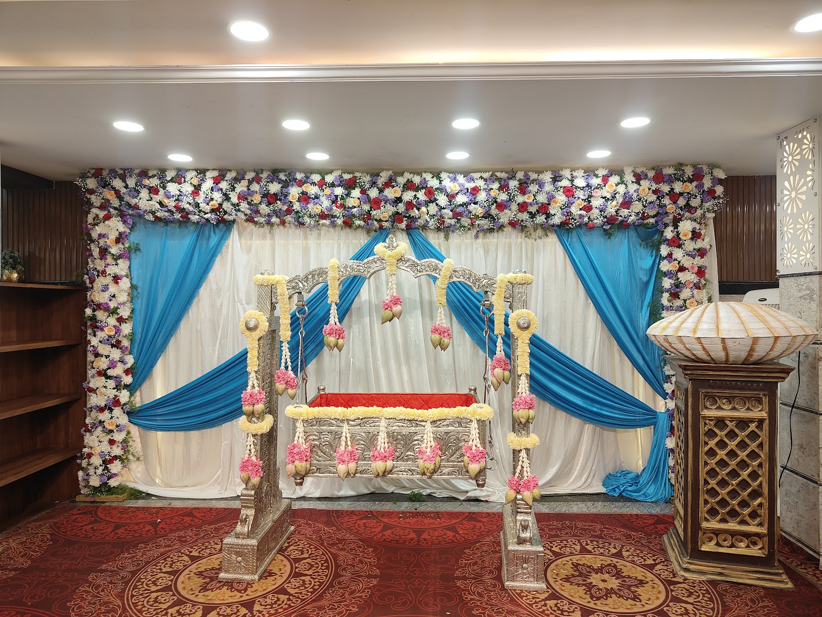 Jp Palace Ac Party Hall — Banquet Hall in Bangalore — photo 2