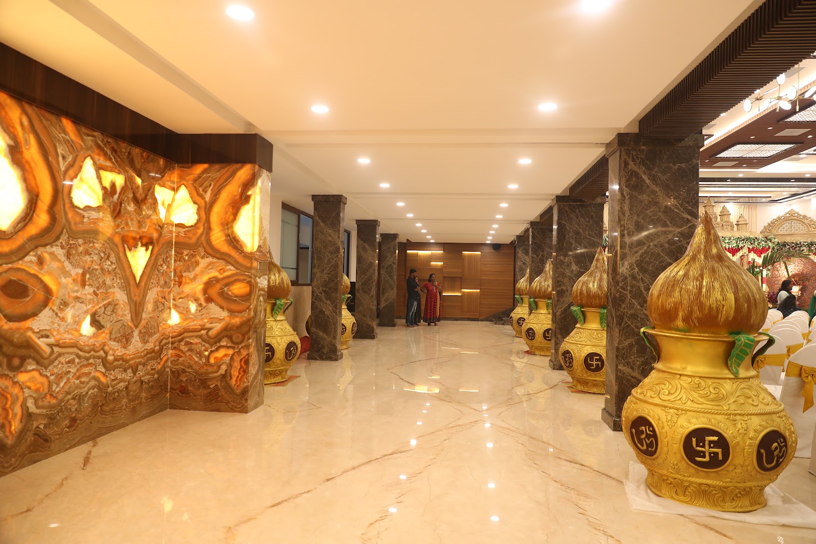 Chaitanya Convention Centre — Banquet Hall in Rajajinagar, Bangalore (on-site parking, in-house decoration, DJ permitted, bar service available) — photo 4