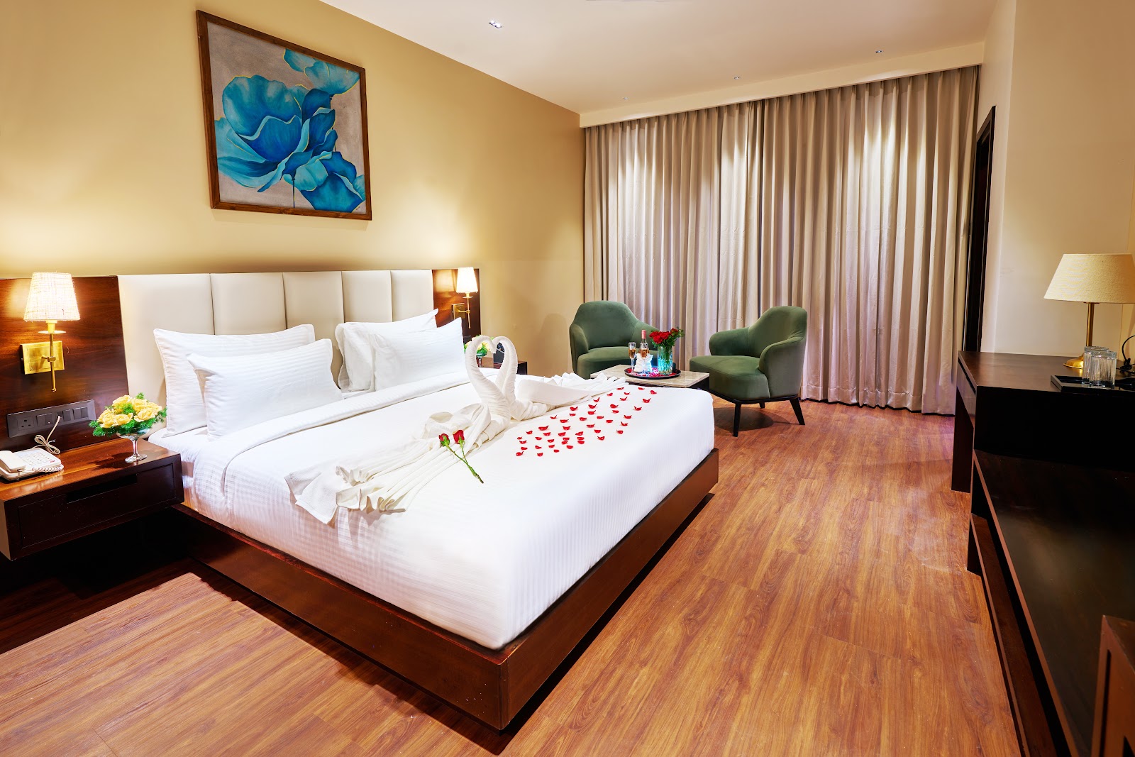 Visthara Hotel — Banquet Hall in Sahakara Nagar, Bangalore (on-site parking, in-house decoration, outside catering allowed, bar service available) — photo 2