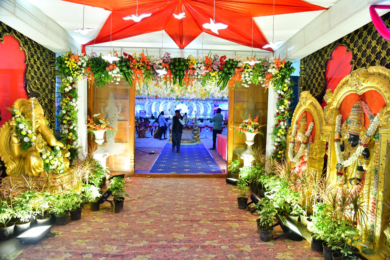 SBR Kalyana Mantapa — Banquet Hall in Attibele, Bangalore (on-site parking, in-house decoration, DJ permitted, bar service available) — photo 4