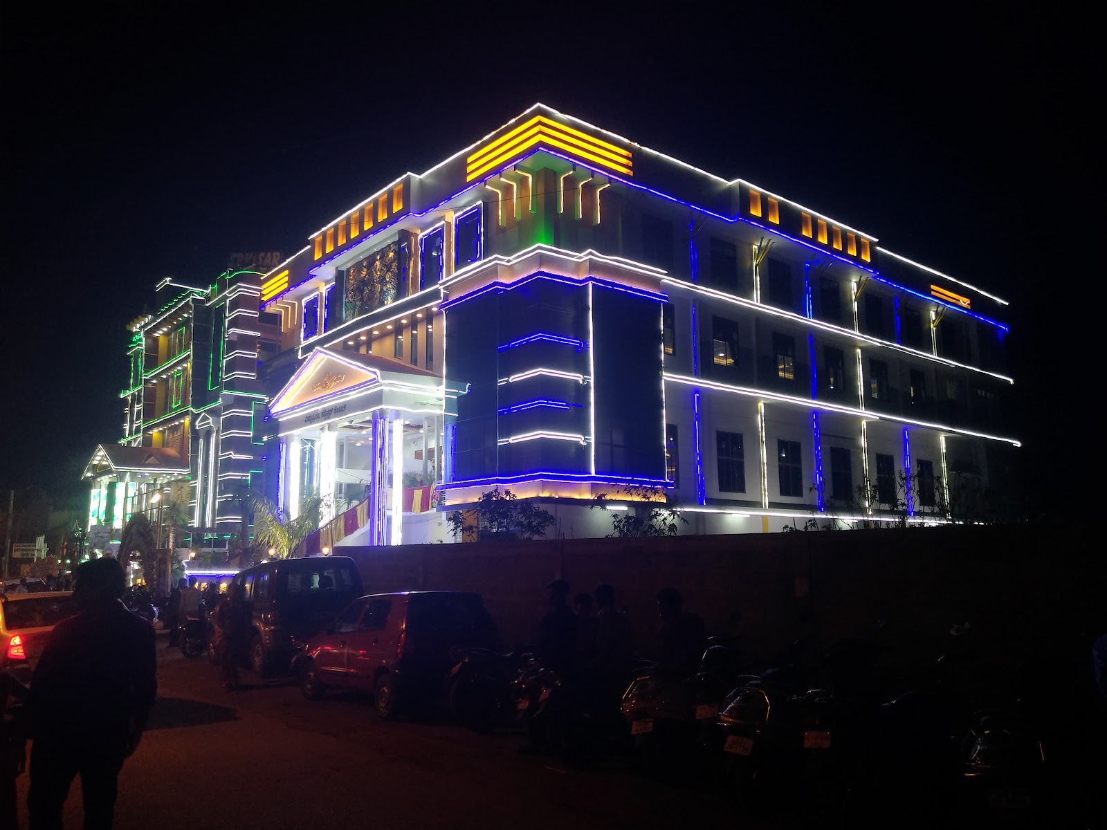 SAR Convention Hall — Banquet Hall in Magadi Main Road, Bangalore (on-site parking, in-house decoration, DJ permitted, bar service available) — photo 4