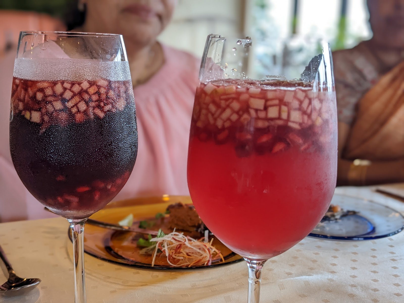 Glass Kitchen & Bar — Pub/Bar in Gandhi Nagar, Bangalore (on-site parking, in-house decoration, DJ permitted, bar service available) — photo 4