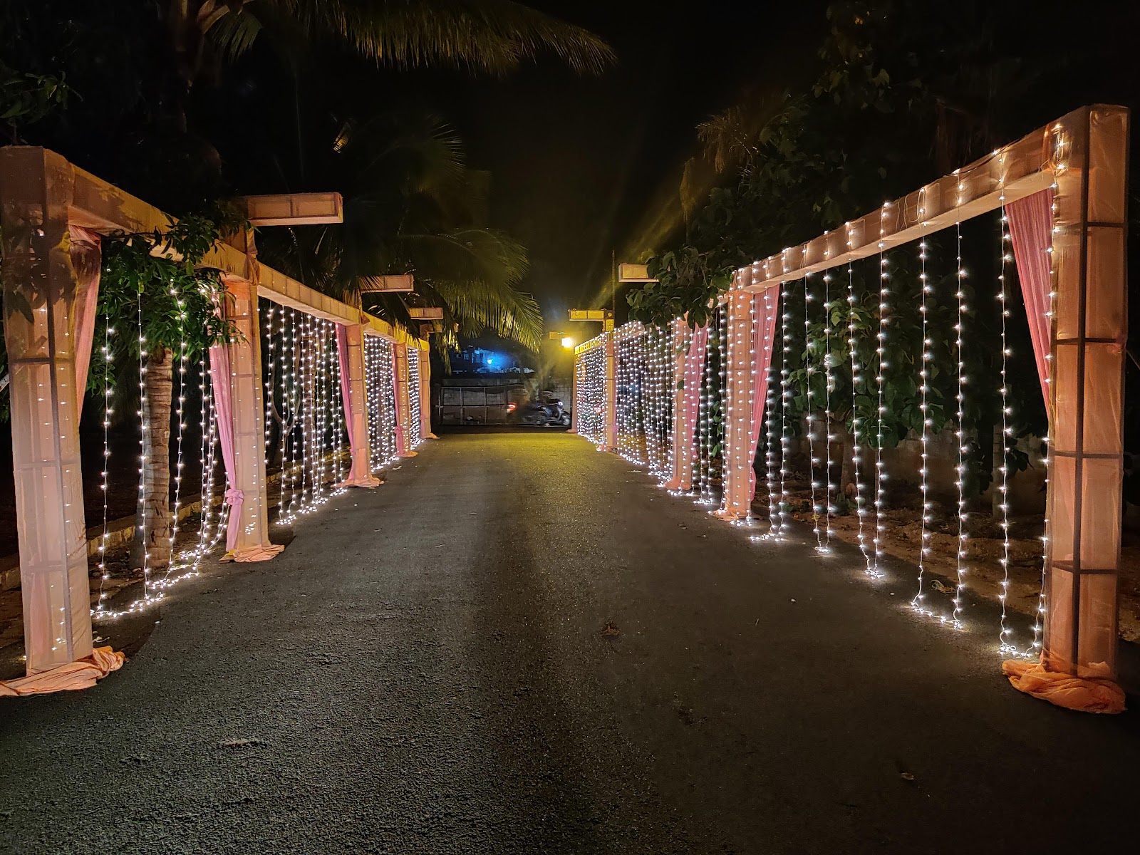 Heera Farm — Banquet Hall in Yelahanka, Bangalore (on-site parking, in-house decoration, DJ permitted, bar service available) — photo 4
