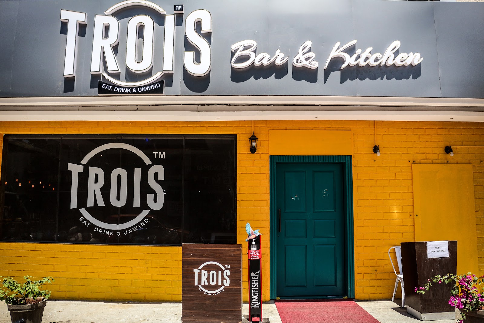Trois Bar & Kitchen — Pub/Bar in Koramangala, Bangalore (on-site parking, in-house decoration, DJ permitted, bar service available) — photo 3
