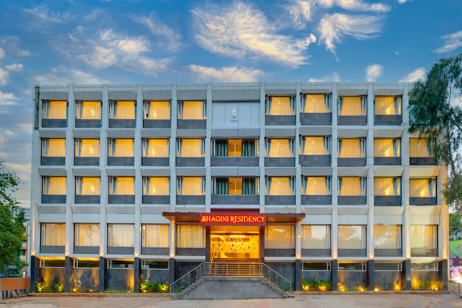 Bhagini Residency - Icon Express — Banquet Hall in Whitefield, Bangalore (on-site parking, in-house decoration, bar service available, 400–800 guest capacity)
