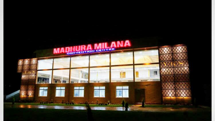 Madhura Milana Convention Centre — Banquet Hall in Yelahanka, Bangalore (on-site parking, in-house decoration, DJ permitted, bar service available)