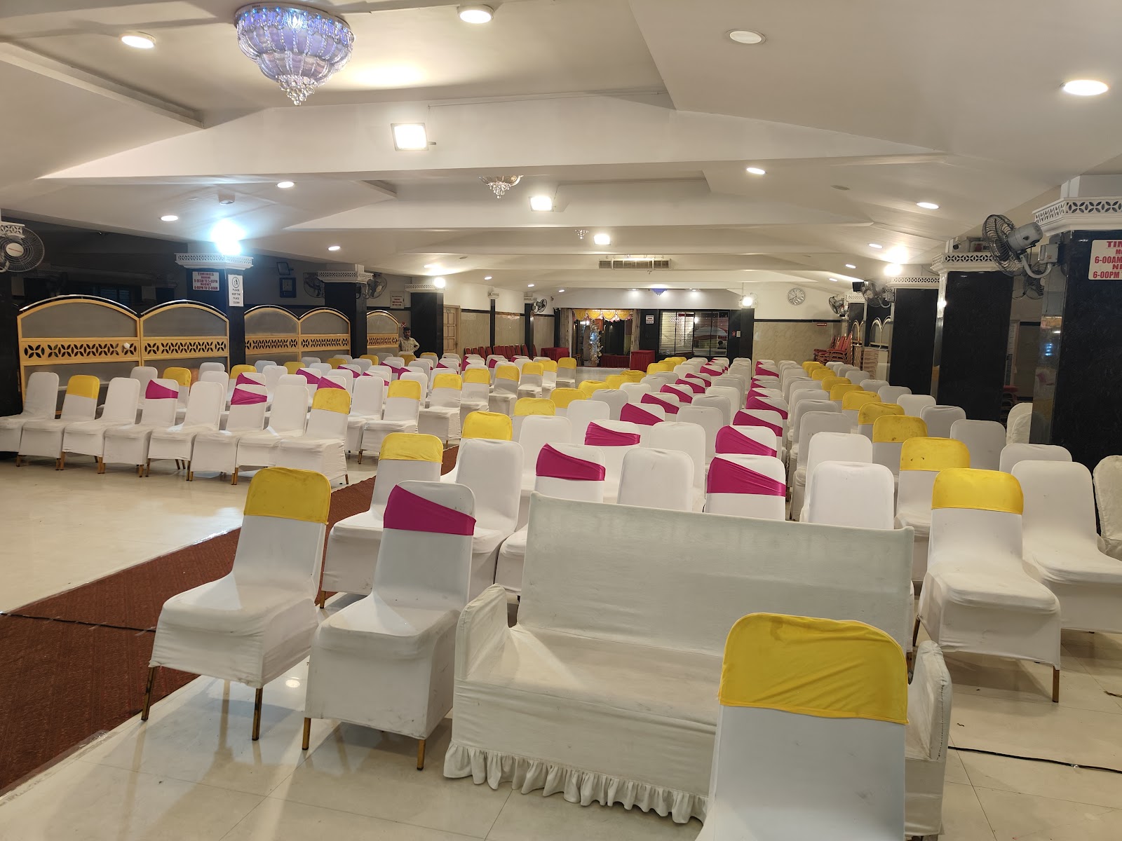 Blossom Banquet Hall — Banquet Hall in Lalbagh Road, Bangalore (on-site parking, in-house decoration, bar service available, 500–1250 guest capacity) — photo 2