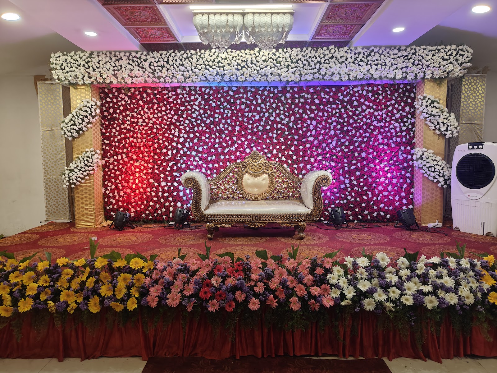 Blossom Banquet Hall — Banquet Hall in Lalbagh Road, Bangalore (on-site parking, in-house decoration, bar service available, 500–1250 guest capacity) — photo 3