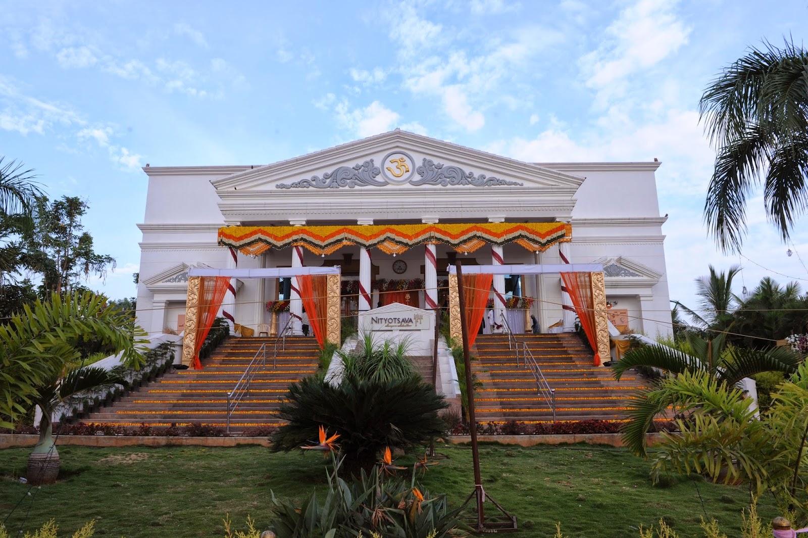 Nityotsava Convention Centre — Banquet Hall in Yelahanka, Bangalore (on-site parking, in-house decoration, DJ permitted, bar service available) — photo 4