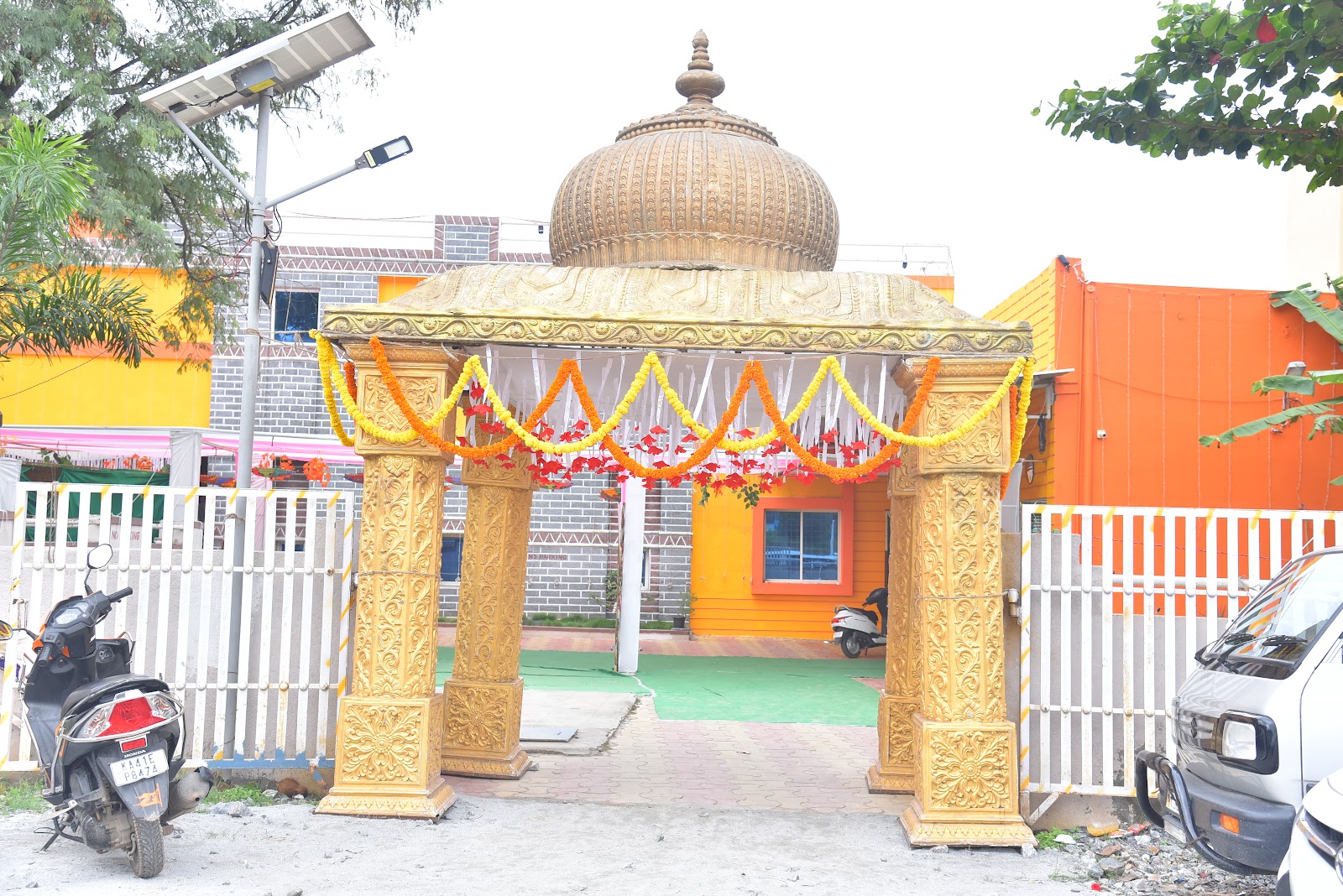 M.B.T Convention Hall — Banquet Hall in Tavarekere, Bangalore (on-site parking, in-house decoration, DJ permitted, bar service available) — photo 3
