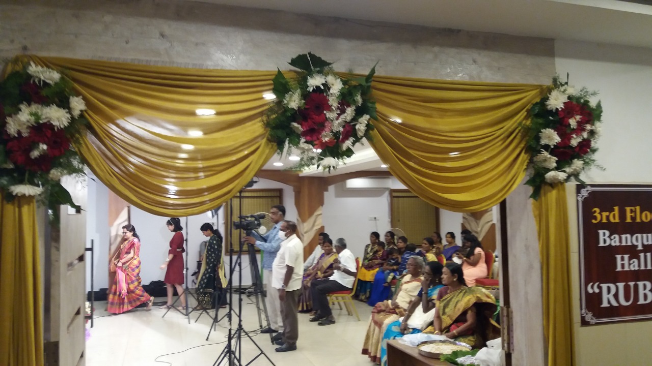 Sambhrama Party Hall · Ramamurthy Nagar — Banquet Hall in Ramamurthy Nagar, Bangalore (on-site parking, in-house decoration, bar service available, 250–400 guest capacity) — photo 3
