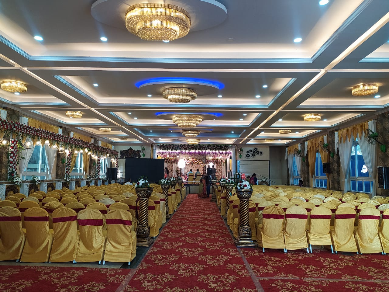 Kaveri Kalyan Mantapa — Banquet Hall in Bangalore (on-site parking, in-house decoration, DJ permitted, bar service available)
