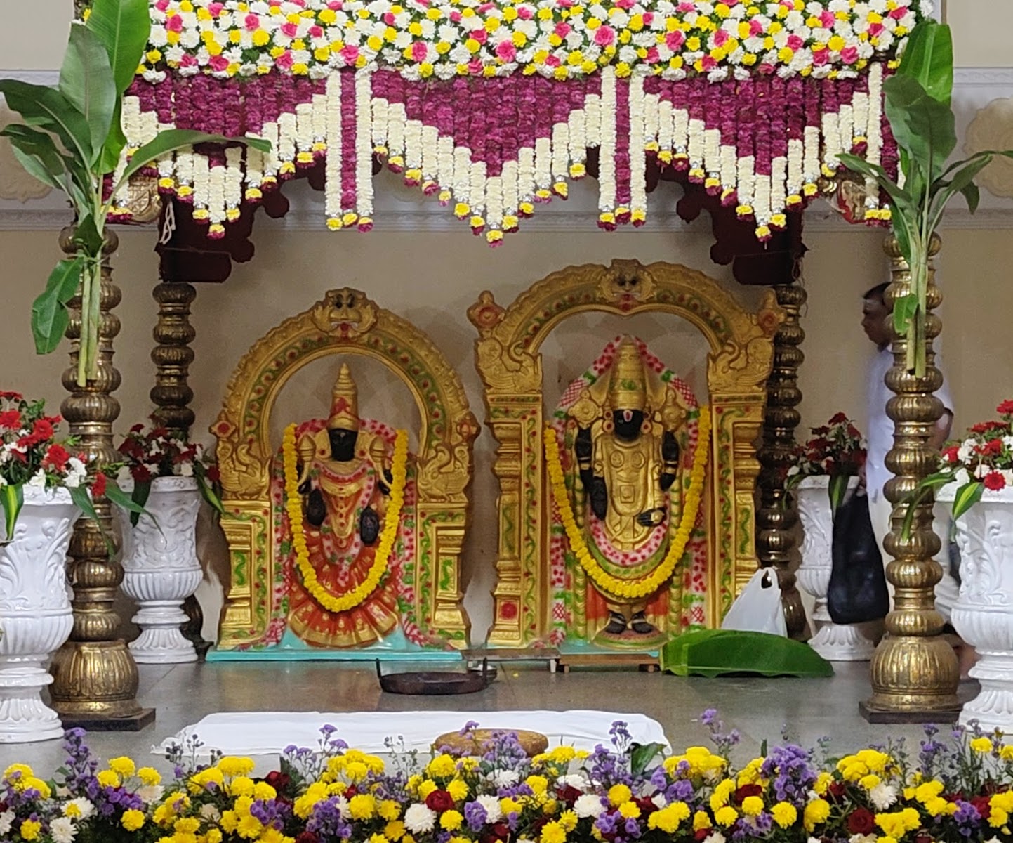 Rudramma Rudregowda Convention Cente — Banquet Hall in Bangalore (on-site parking, in-house decoration, DJ permitted, bar service available)