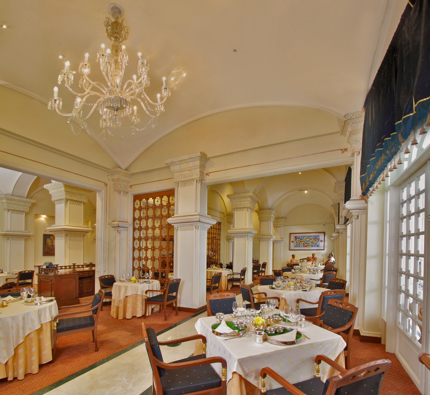 Dakshin ITC Windsor — Banquet Hall in Bangalore (on-site parking, in-house decoration, DJ permitted, bar service available)