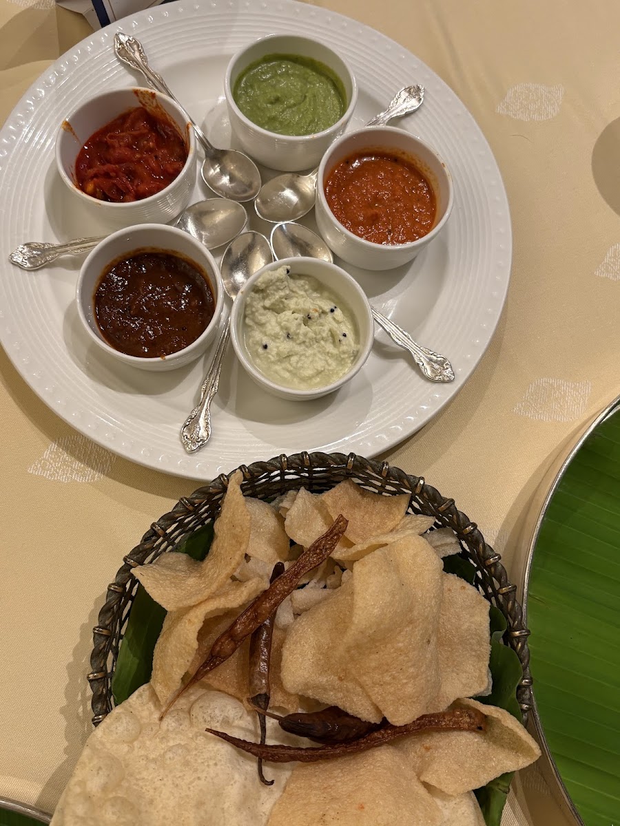 Dakshin ITC Windsor — Banquet Hall in Vasanth Nagar, Bangalore (on-site parking, in-house decoration, DJ permitted, bar service available) — photo 4