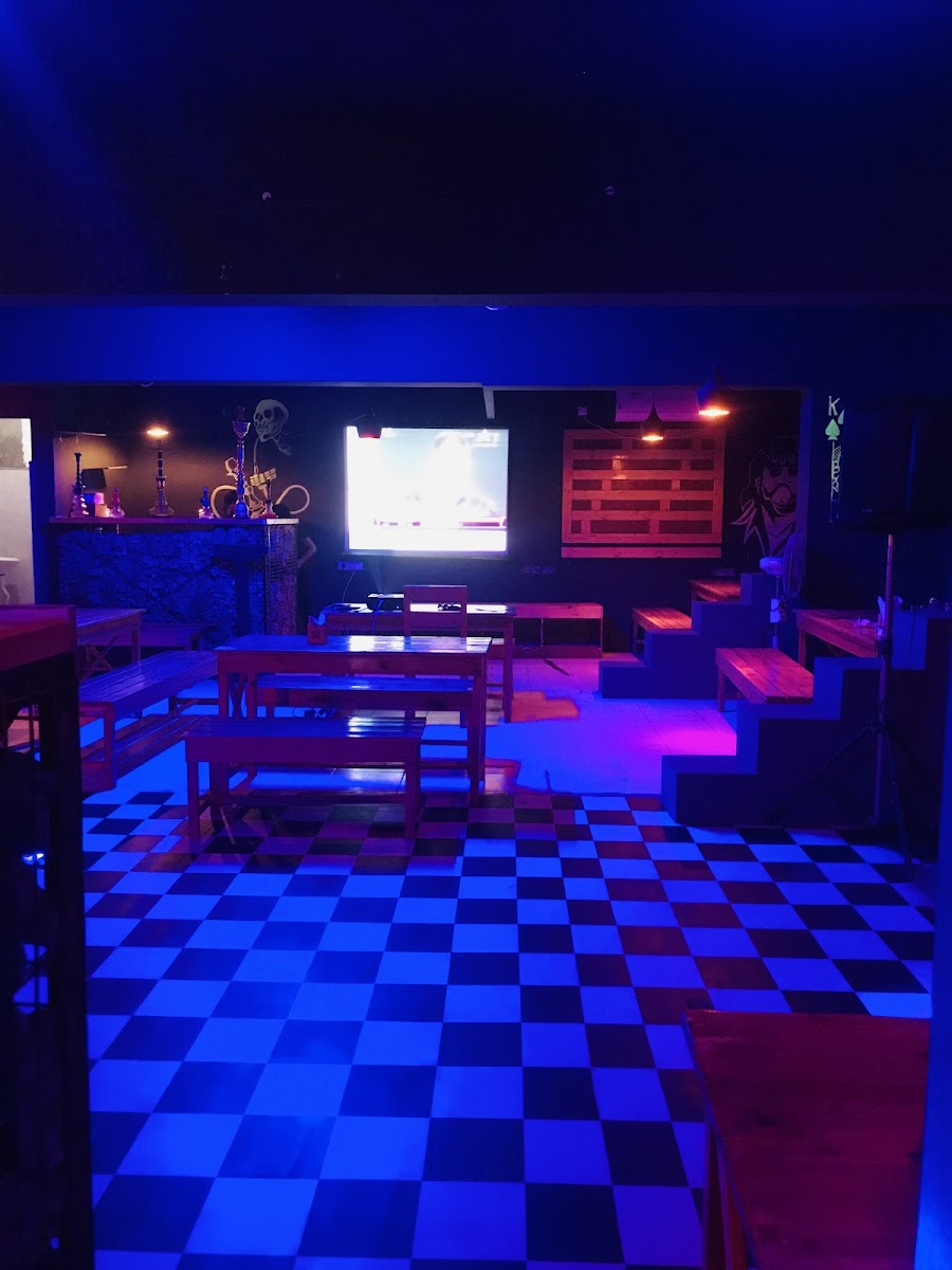 Summerland Resto Pub — Pub/Bar in Koramangala, Bangalore (on-site parking, in-house decoration, DJ permitted, bar service available) — photo 4