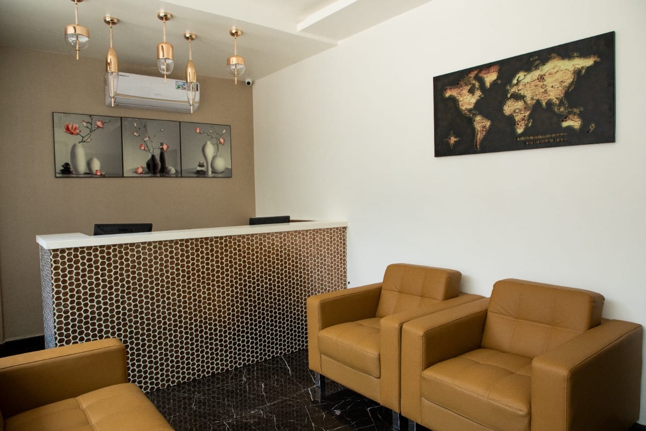 Clove Boutique Hotel — Banquet Hall in Rajajinagar, Bangalore (on-site parking, in-house decoration, outside catering allowed, bar service available) — photo 4
