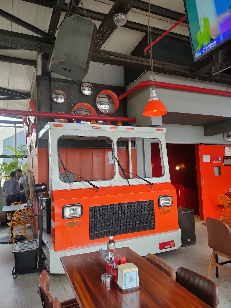 Fire Station — Banquet Hall in Electronic City, Bangalore (on-site parking, in-house decoration, DJ permitted, bar service available) — photo 4