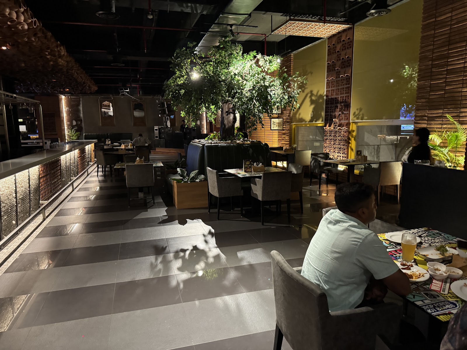 3 Monkeys Brewpub — Banquet Hall in Nagawarapalya, Bangalore (on-site parking, in-house decoration, DJ permitted, bar service available) — photo 4