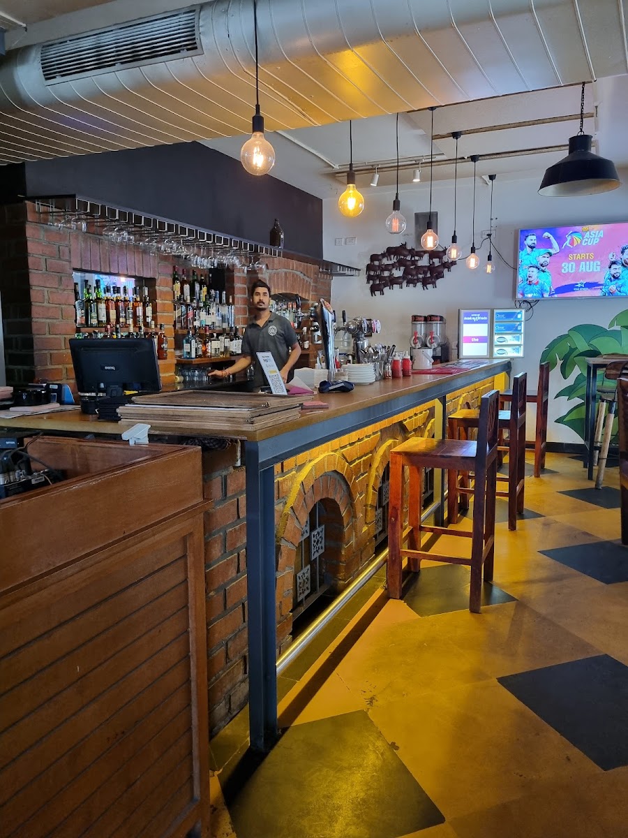 Gorilla Barfare — Banquet Hall in Koramangala, Bangalore (on-site parking, in-house decoration, DJ permitted, bar service available) — photo 4
