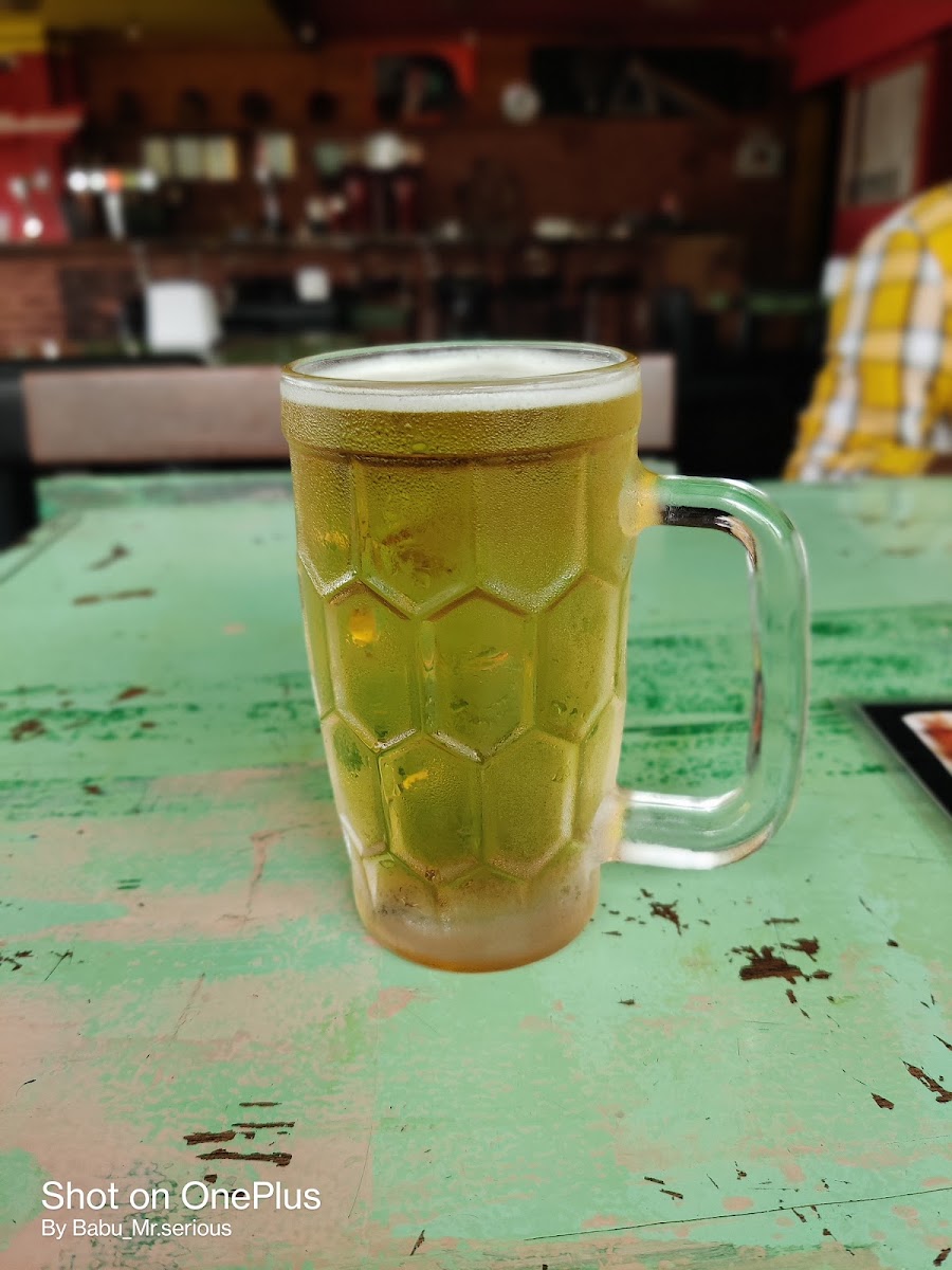 Regulars Pub & Grub — Pub/Bar in Indiranagar, Bangalore (on-site parking, in-house decoration, DJ permitted, bar service available) — photo 4