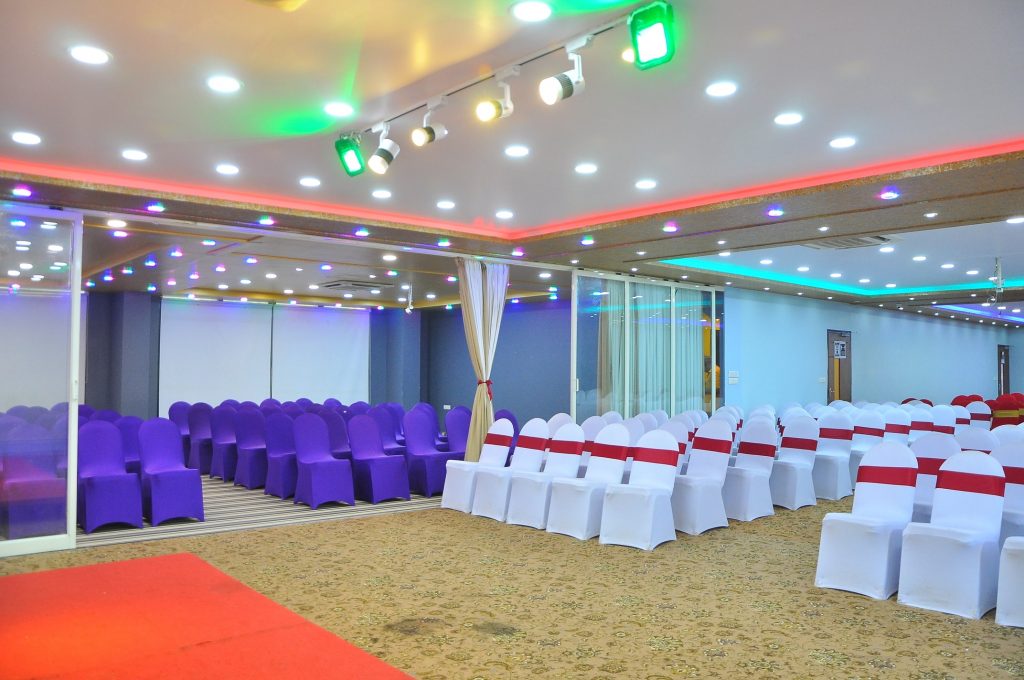 Supreme Banquet Hall — Banquet Hall in Banaswadi, Bangalore (on-site parking, in-house decoration, bar service available, 300–400 guest capacity) — photo 2