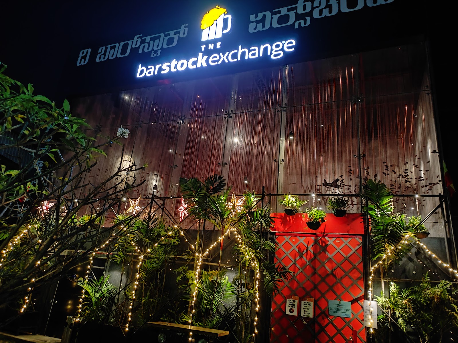 The Bar Stock Exchange — Pub/Bar in Shivajinagar, Bangalore (on-site parking, in-house decoration, DJ permitted, bar service available) — photo 4