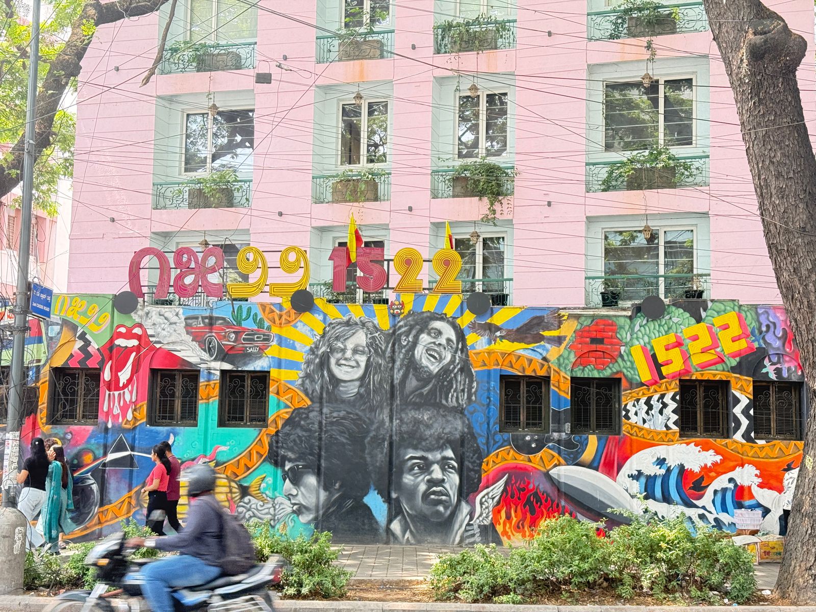 1522 The Pub · Residency Road — Pub/Bar in Residency Road, Bangalore (on-site parking, in-house decoration, DJ permitted, bar service available) — photo 4