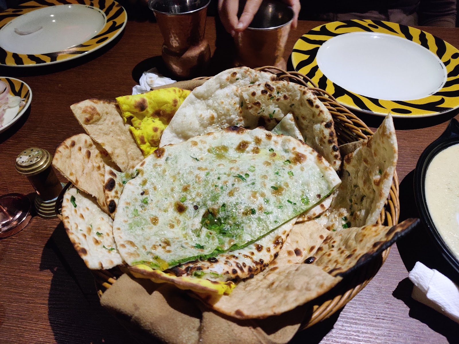 Gufha Restaurant — Restaurant in Jayanagar, Bangalore (on-site parking, in-house decoration, DJ permitted, bar service available) — photo 4