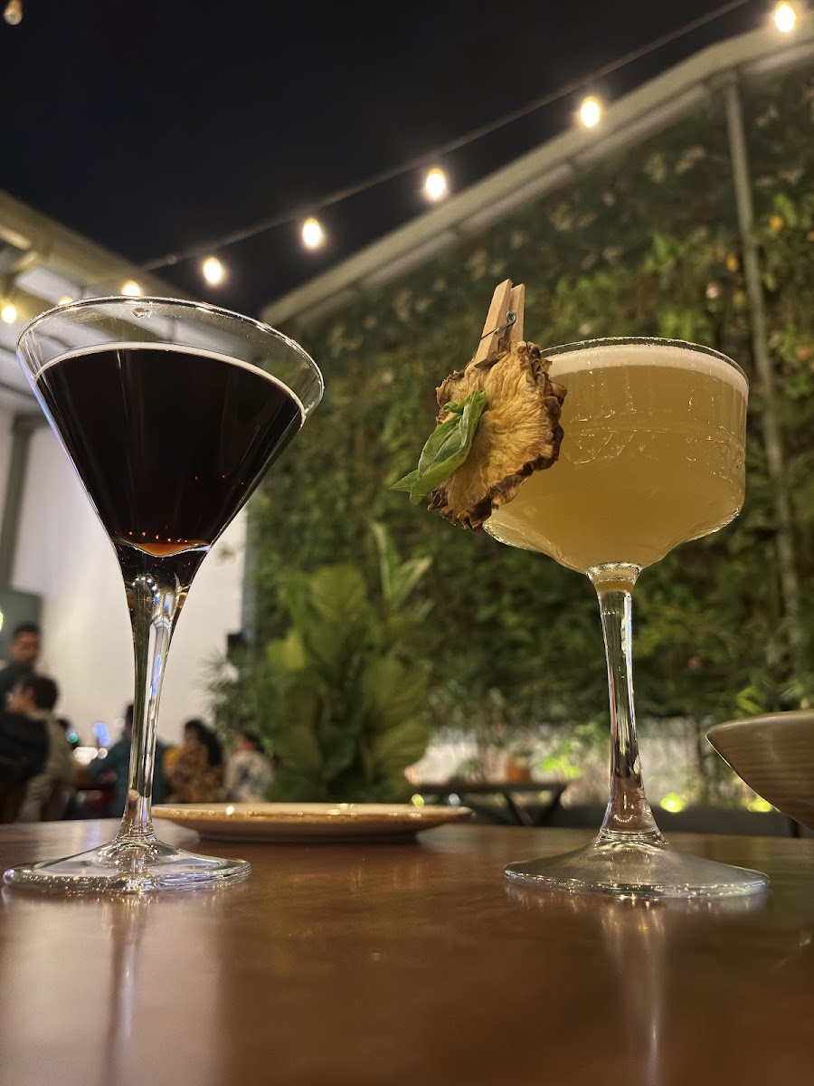 House of Commons · JP Nagar — Banquet Hall in JP Nagar, Bangalore (on-site parking, in-house decoration, DJ permitted, bar service available) — photo 4