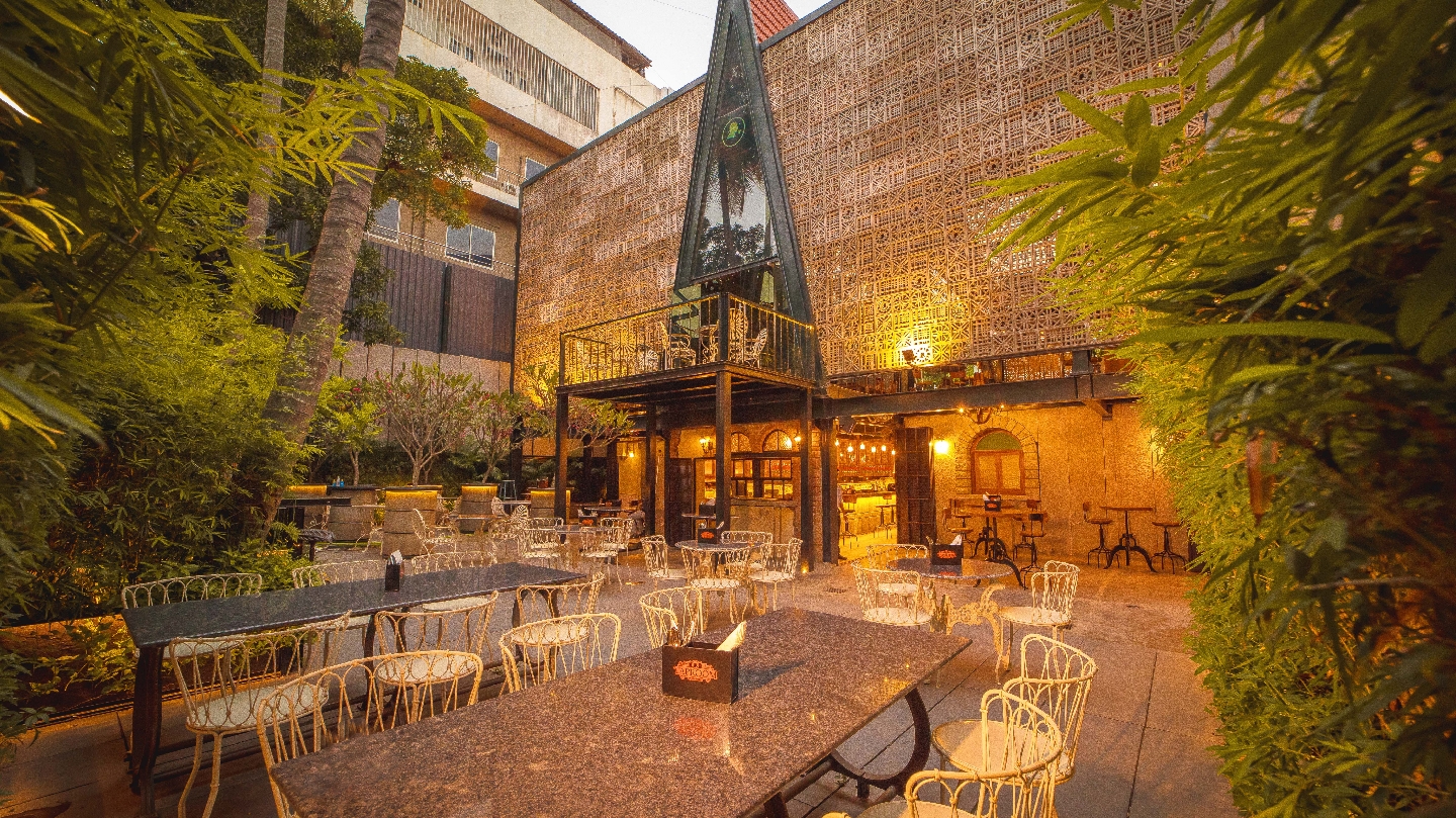 Taproom By Sherlock's — Banquet Hall in JP Nagar, Bangalore (on-site parking, in-house decoration, DJ permitted, bar service available) — photo 3