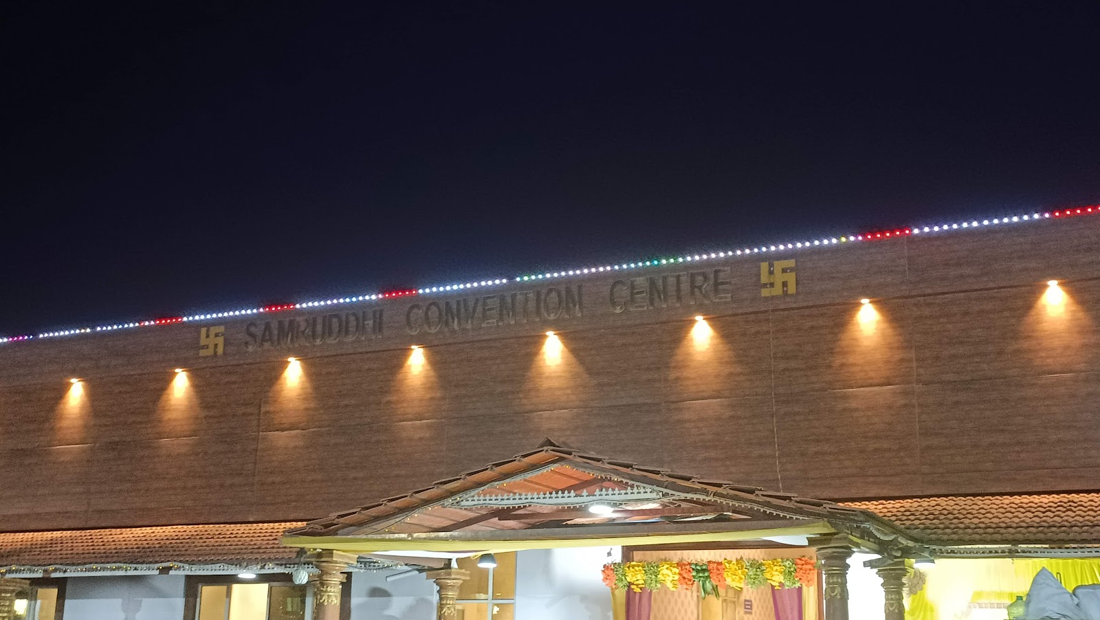 Samruddhi Convention Centre — Banquet Hall in Hoskote, Bangalore (on-site parking, in-house decoration, DJ permitted, bar service available) — photo 3