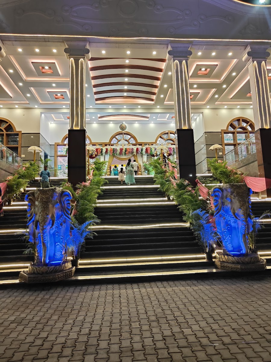 RadhaKrishna Kalyana Mantapa — Banquet Hall in Sahakara Nagar, Bangalore (on-site parking, in-house decoration, DJ permitted, bar service available) — photo 2