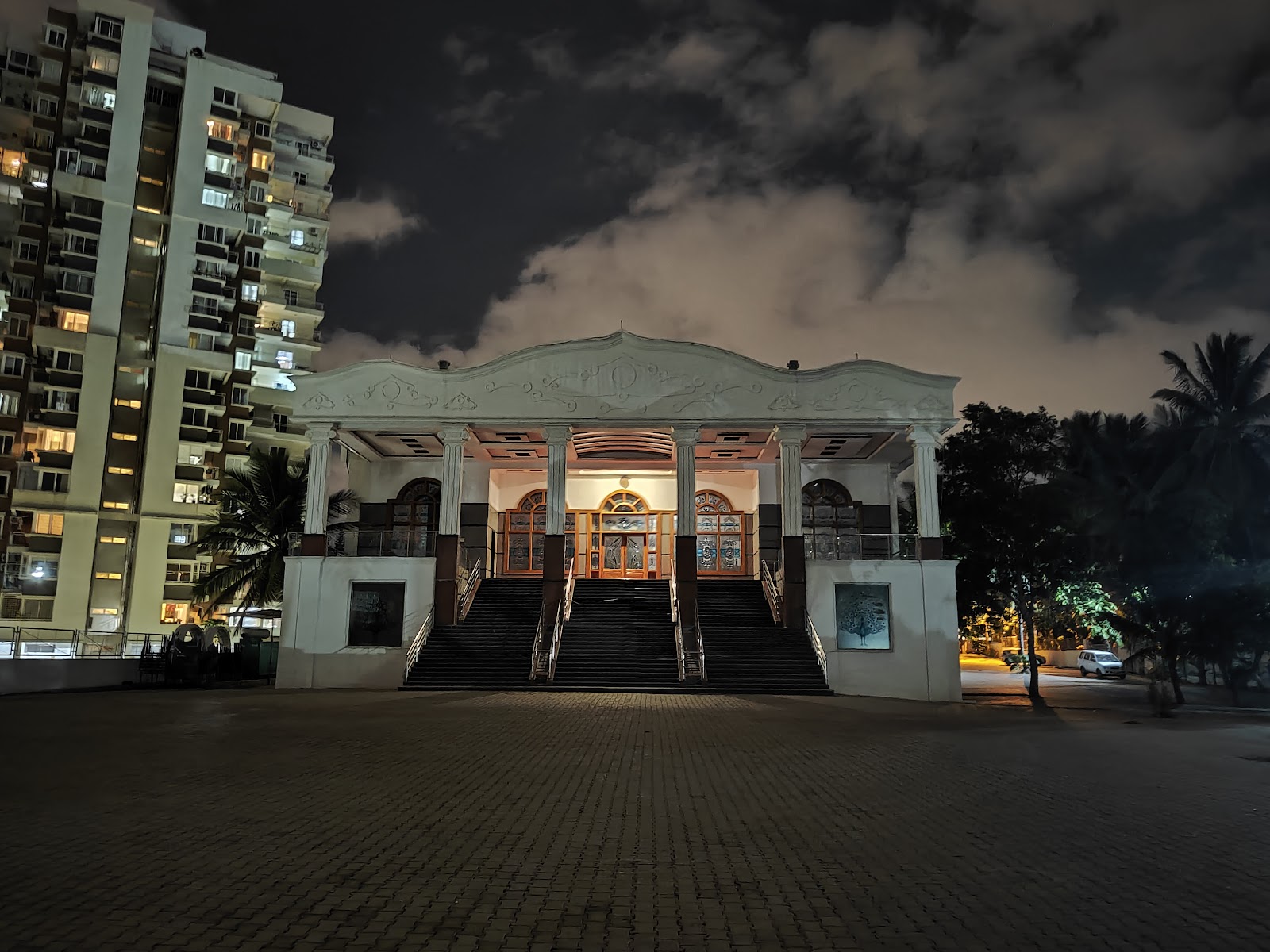 RadhaKrishna Kalyana Mantapa — Banquet Hall in Sahakara Nagar, Bangalore (on-site parking, in-house decoration, DJ permitted, bar service available) — photo 3