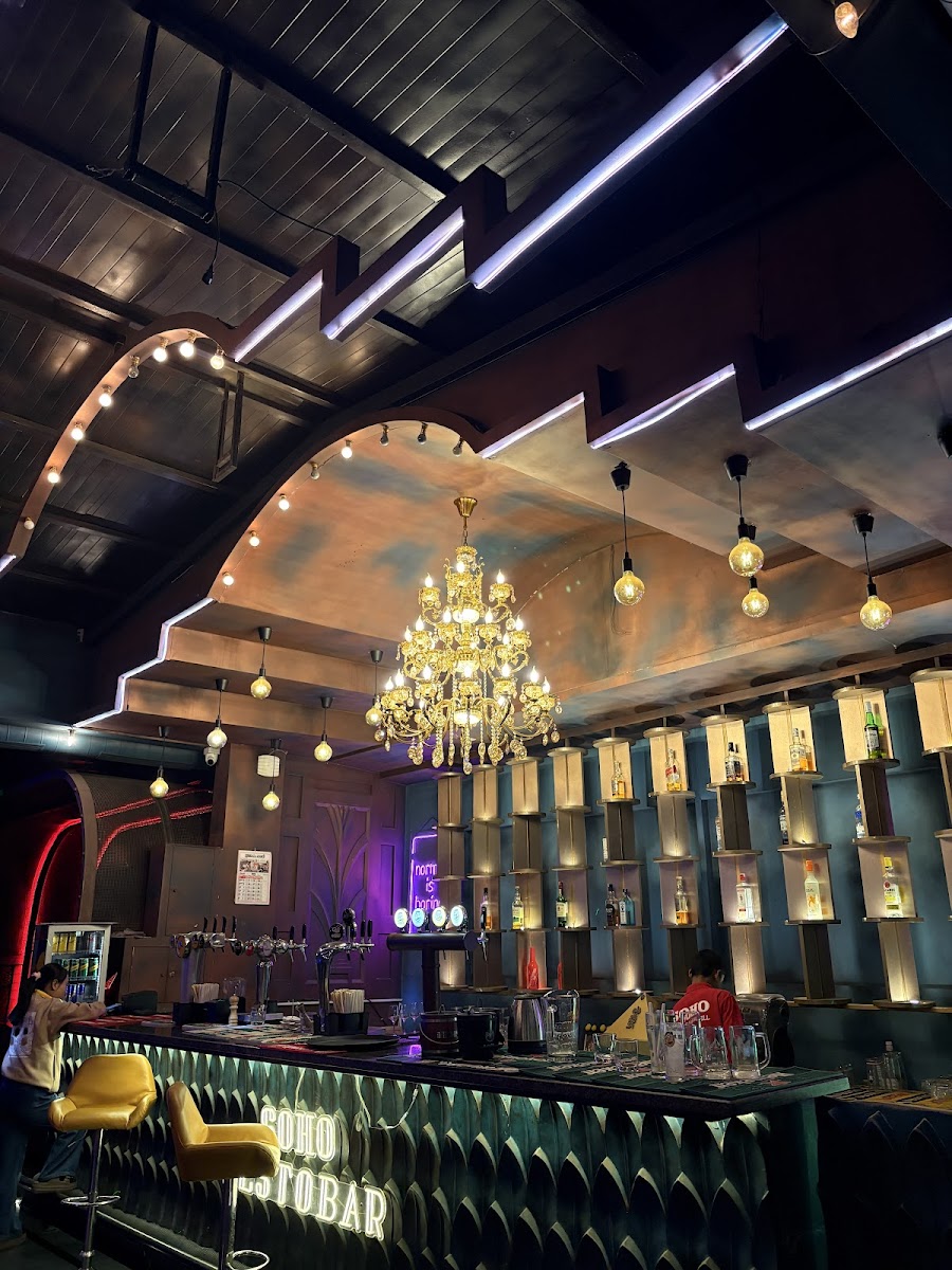 SOHO Cafe, Pub & Grill — Restaurant in Basavanagudi, Bangalore (on-site parking, in-house decoration, DJ permitted, bar service available) — photo 4