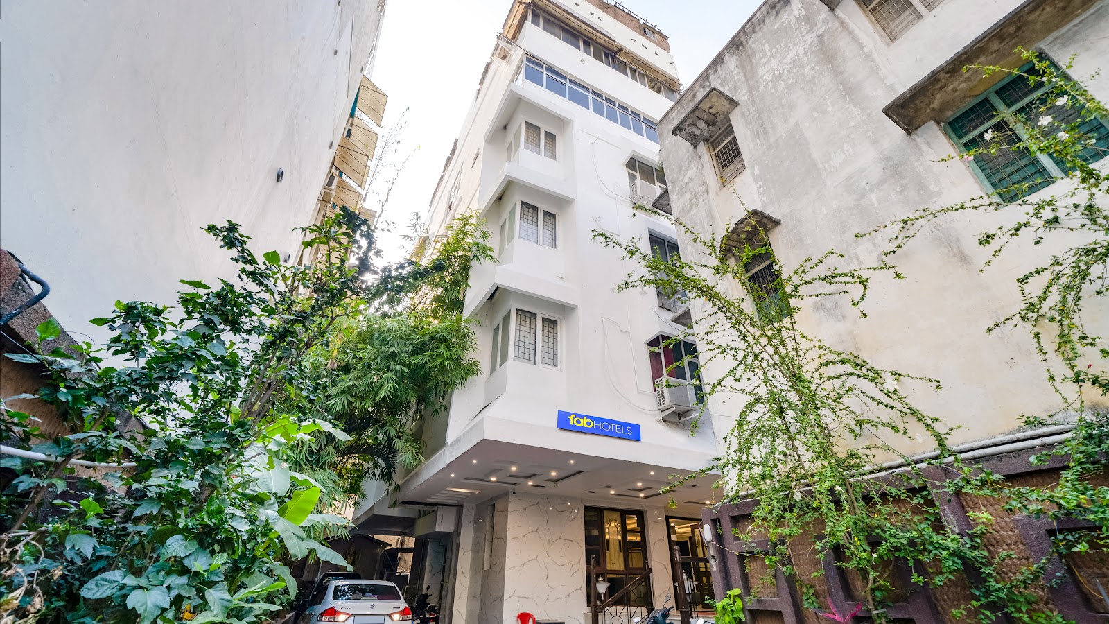 Basant Residency — Banquet Hall in Bangalore (on-site parking, in-house decoration, outside catering allowed, bar service available)