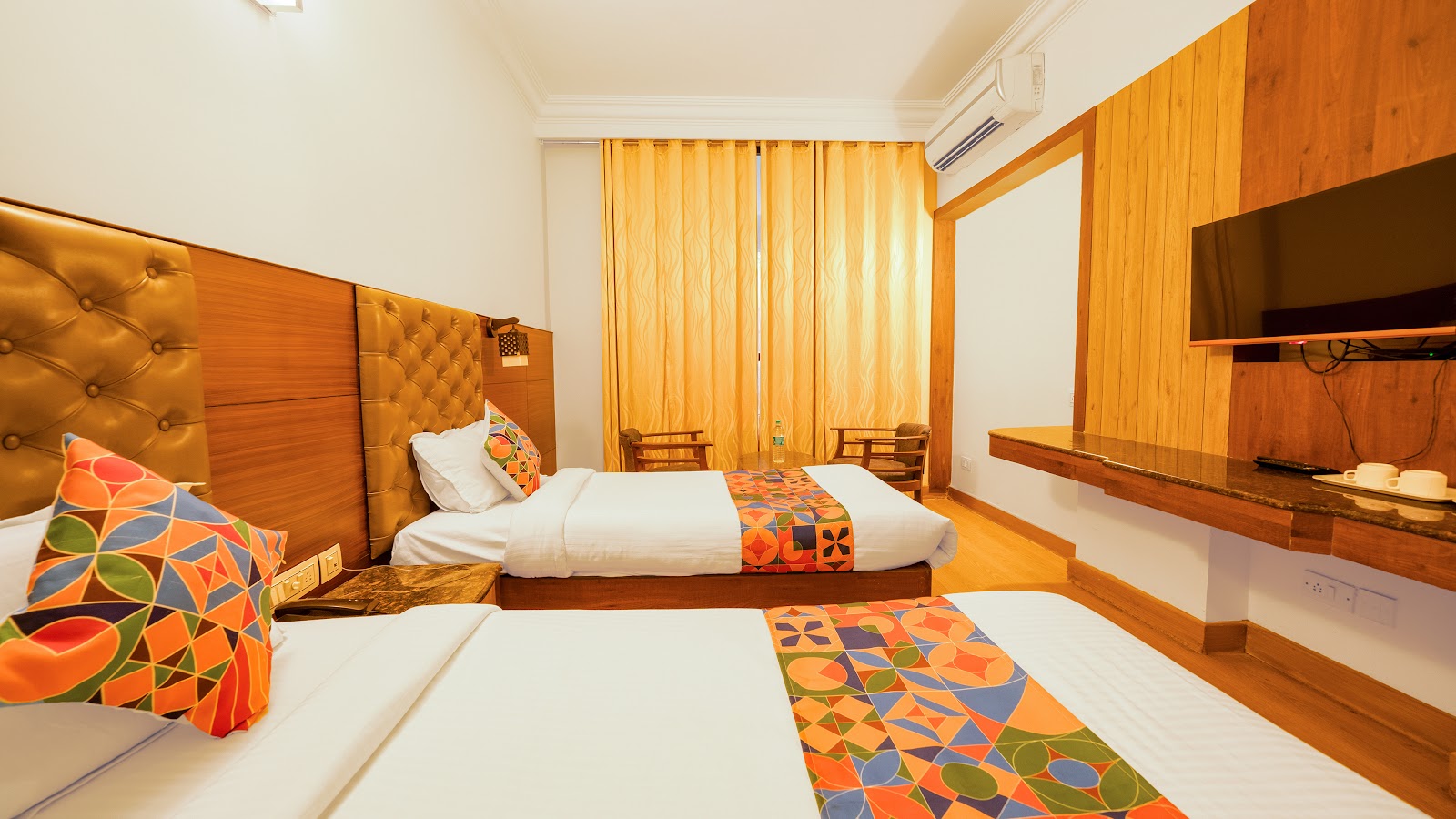 Basant Residency — Banquet Hall in Gandhi Nagar, Bangalore (on-site parking, in-house decoration, outside catering allowed, bar service available) — photo 2