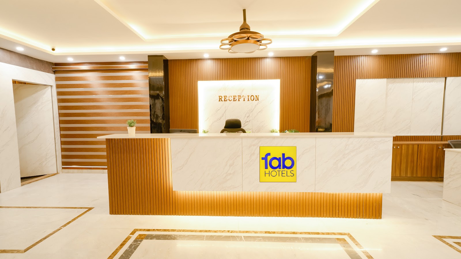 Basant Residency — Banquet Hall in Gandhi Nagar, Bangalore (on-site parking, in-house decoration, outside catering allowed, bar service available) — photo 4