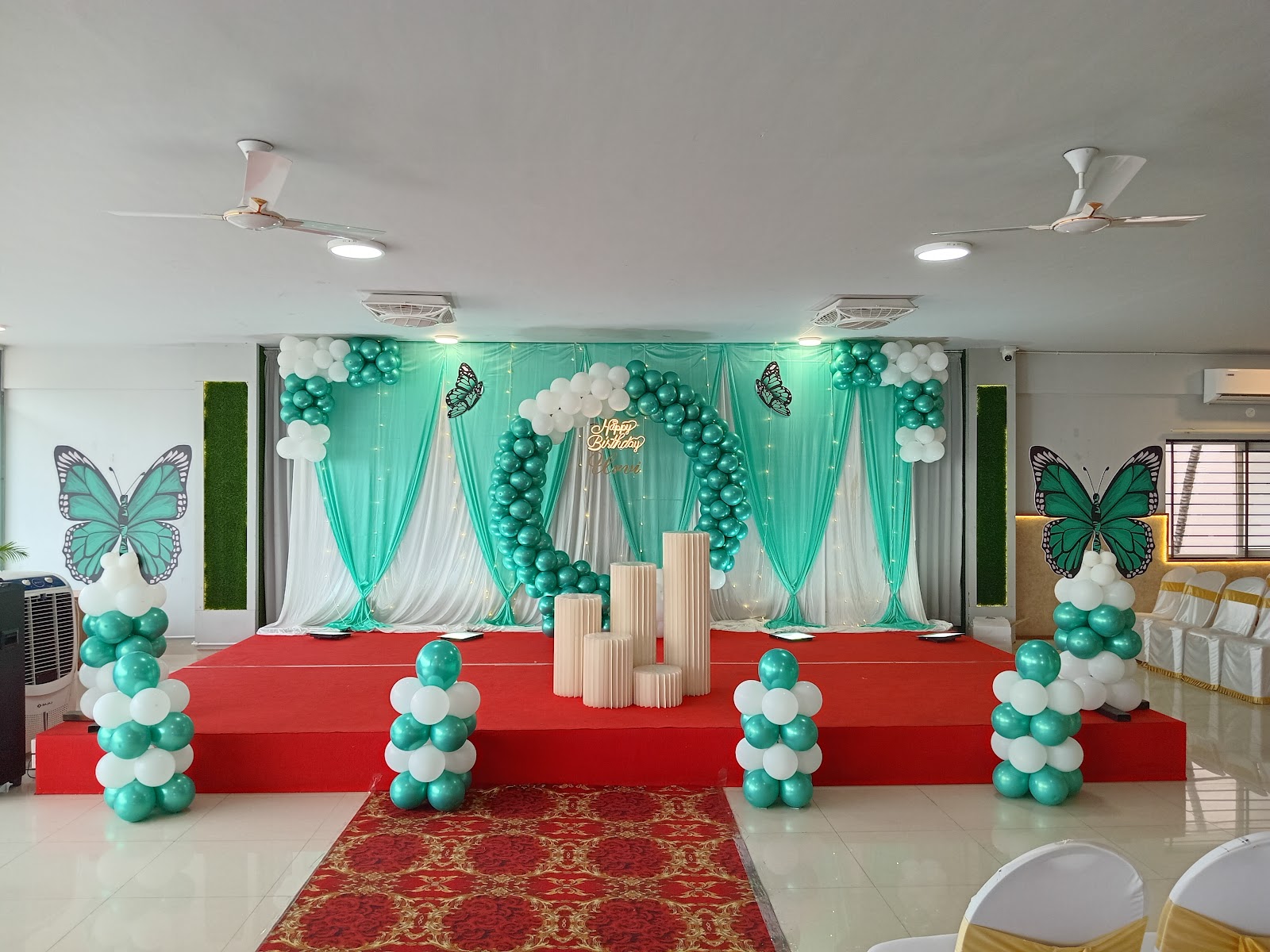 Meetz Party Hall — Banquet Hall in Kalyan Nagar, Bangalore (on-site parking, in-house decoration, bar service available, 150–250 guest capacity) — photo 4