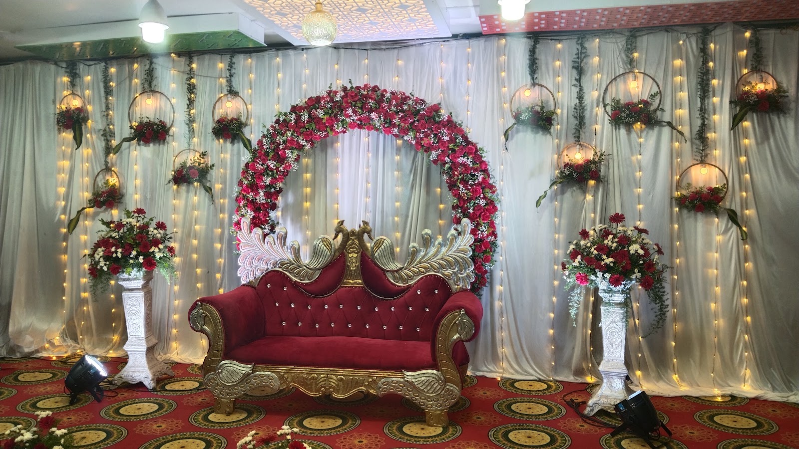 Royal Golden Palace — Banquet Hall in Bangalore (on-site parking, in-house decoration, bar service available, 300–500 guest capacity)