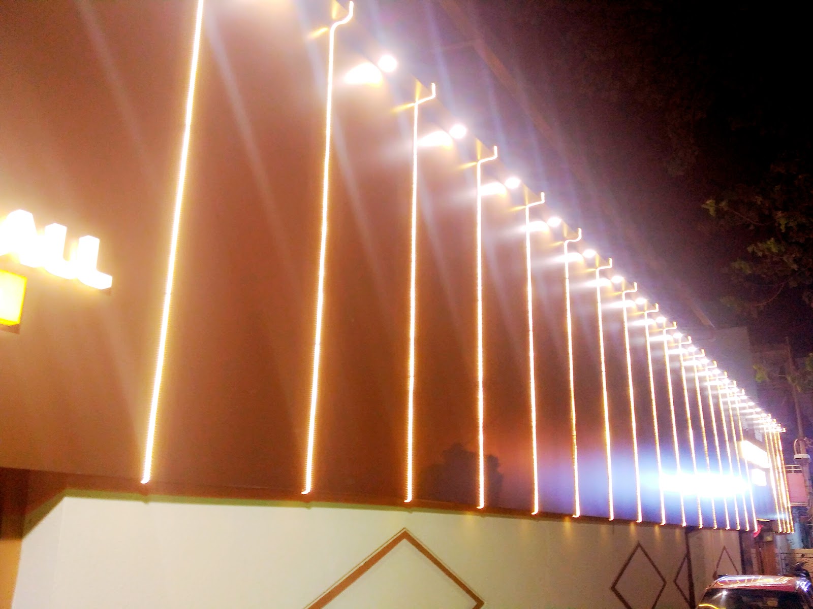 Milan Function Hall — Banquet Hall in Shivajinagar, Bangalore (on-site parking, in-house decoration, bar service available, 600–1000 guest capacity) — photo 4
