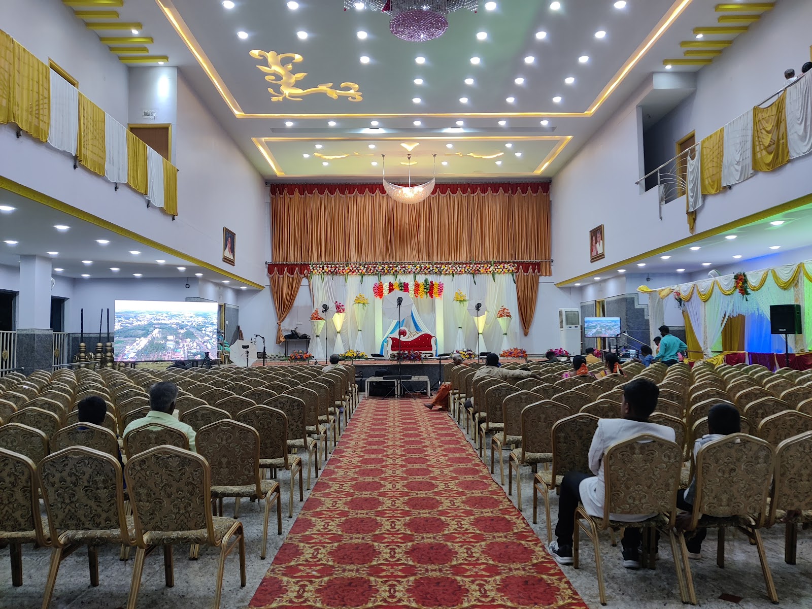 Radhakrishna Convention Hall — Banquet Hall in Bangalore (on-site parking, in-house decoration, DJ permitted, bar service available)