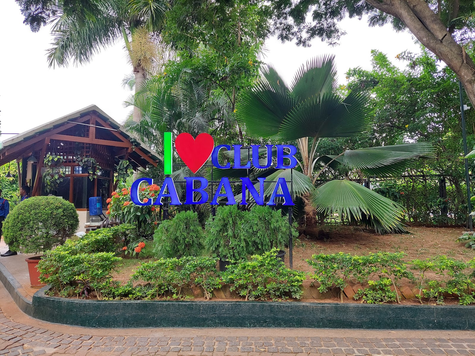 Club Cabana — Banquet Hall in Devanahalli, Bangalore (on-site parking, in-house decoration, bar service available, 1000–2500 guest capacity) — photo 4