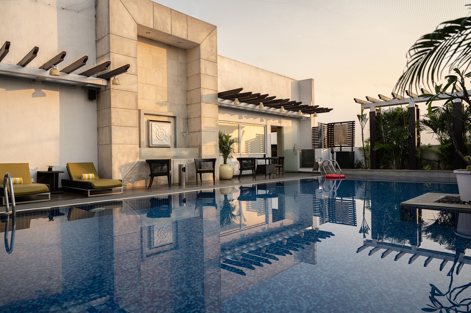 Lemon Tree Premier — Banquet Hall in Bangalore (on-site parking, in-house decoration, outside catering allowed, bar service available)