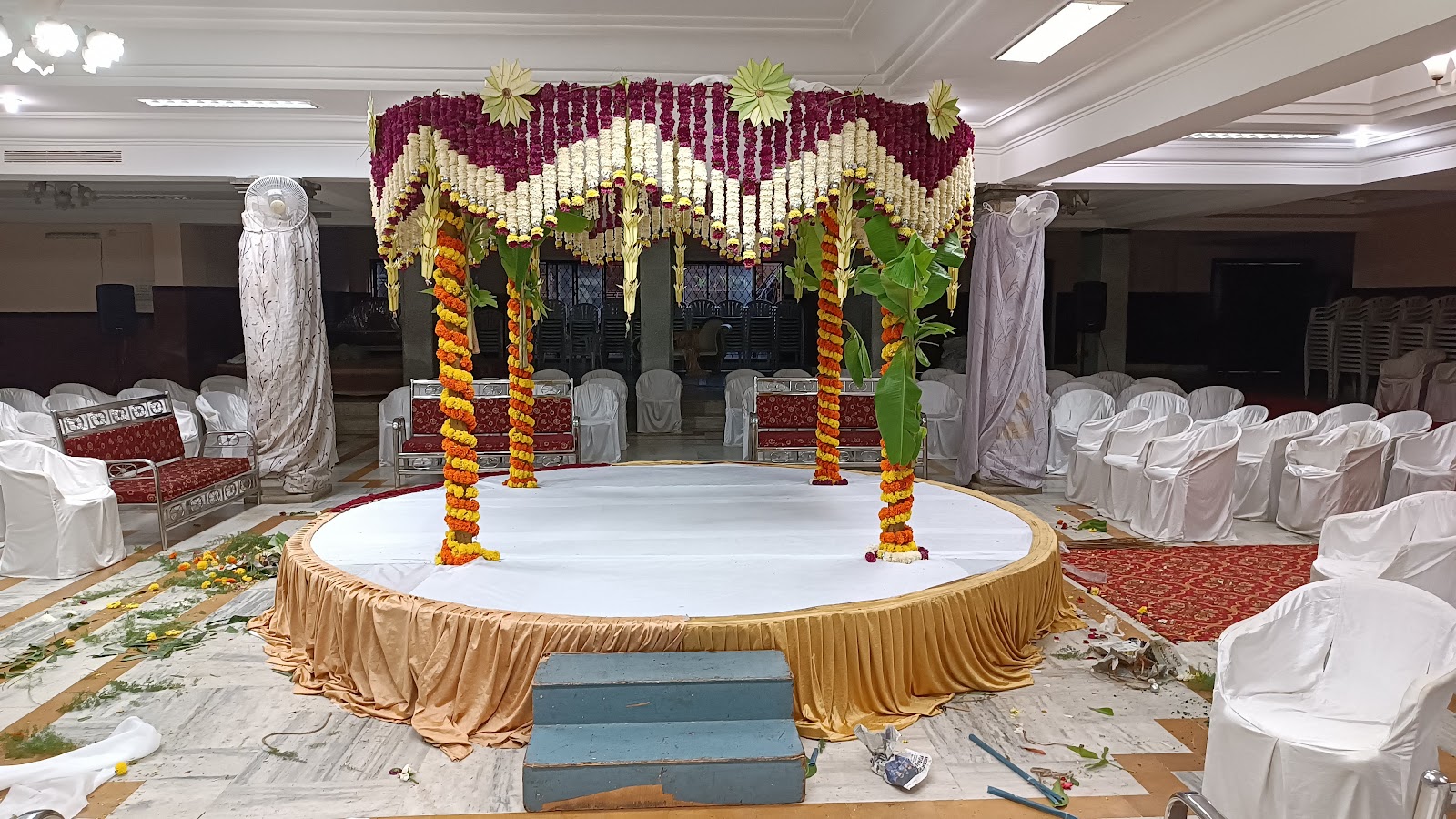 Taralabalu Kendra — Banquet Hall in RT Nagar, Bangalore (on-site parking, in-house decoration, DJ permitted, bar service available) — photo 2